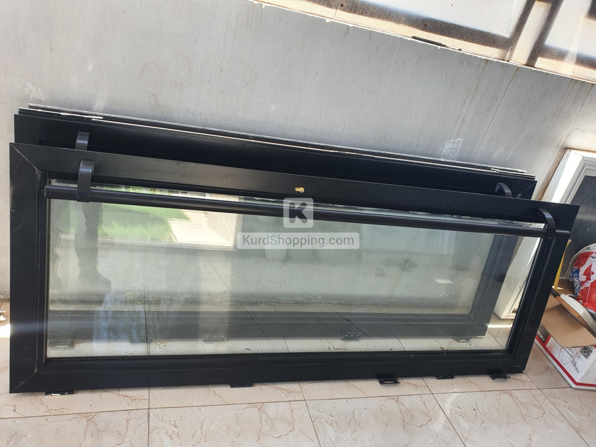 دەرگای خارجی دەبڵ جام