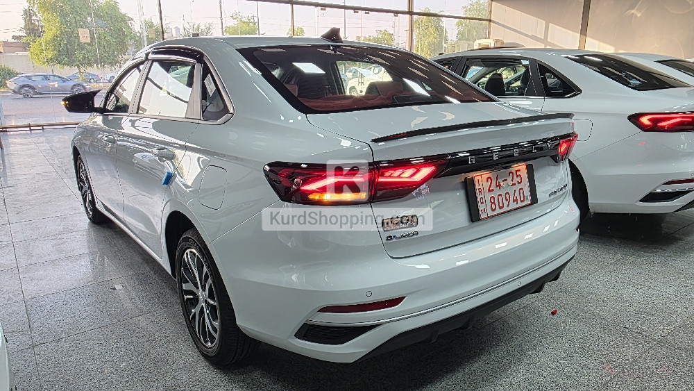 Geely Emgrand 2026