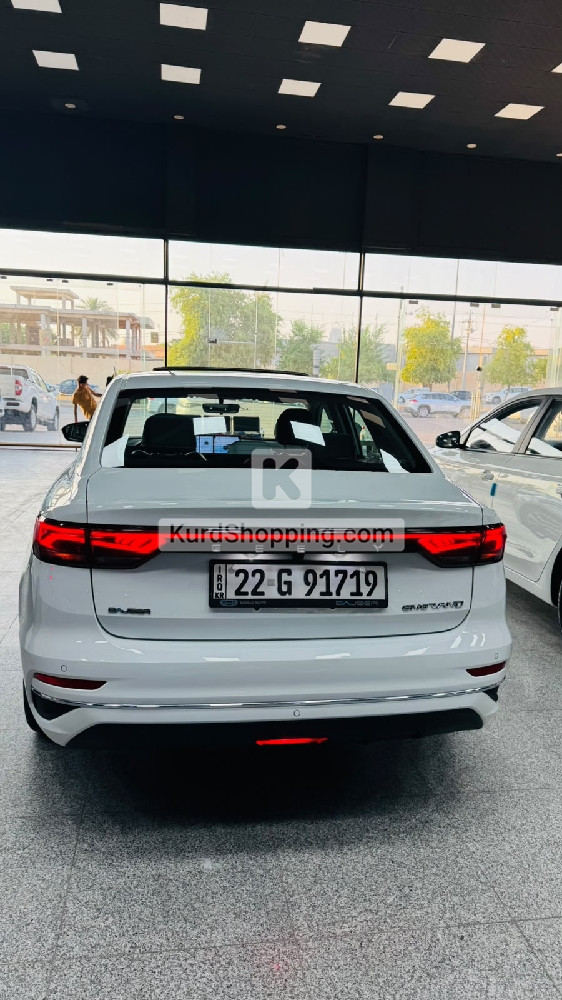 Geely Emgrand 2025