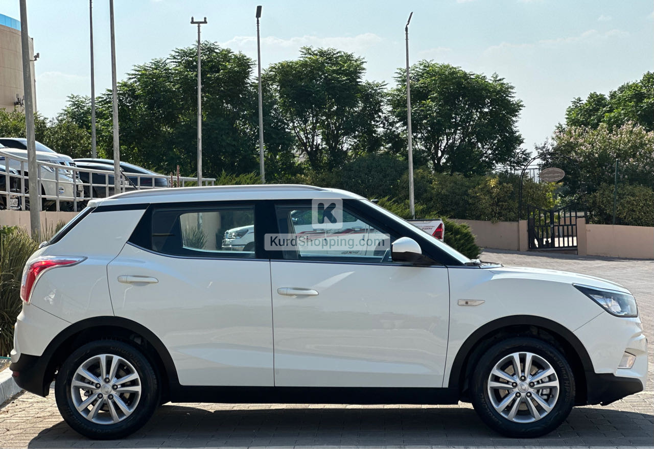 Ssangyong Tivoli 2015