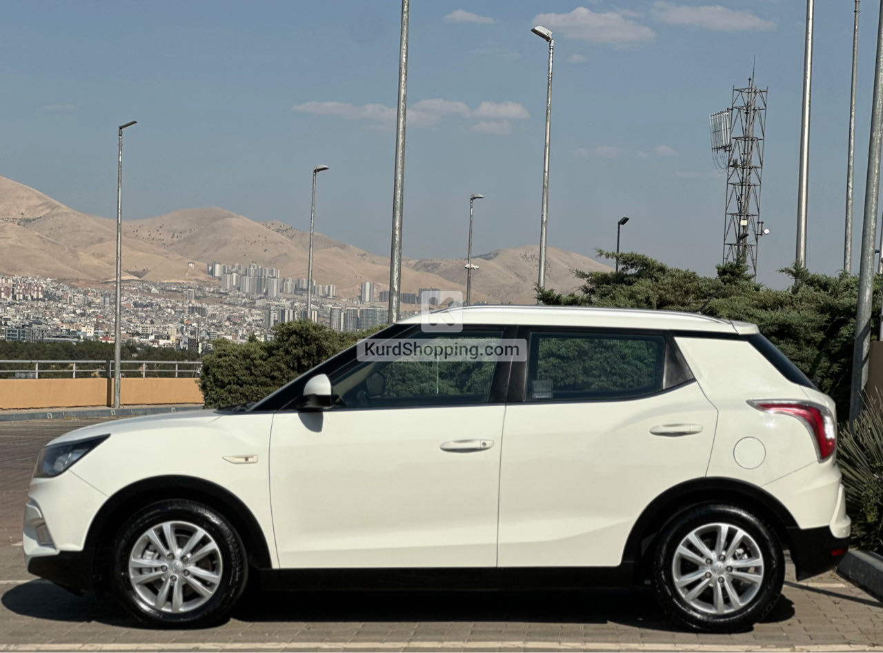 Ssangyong Tivoli 2015