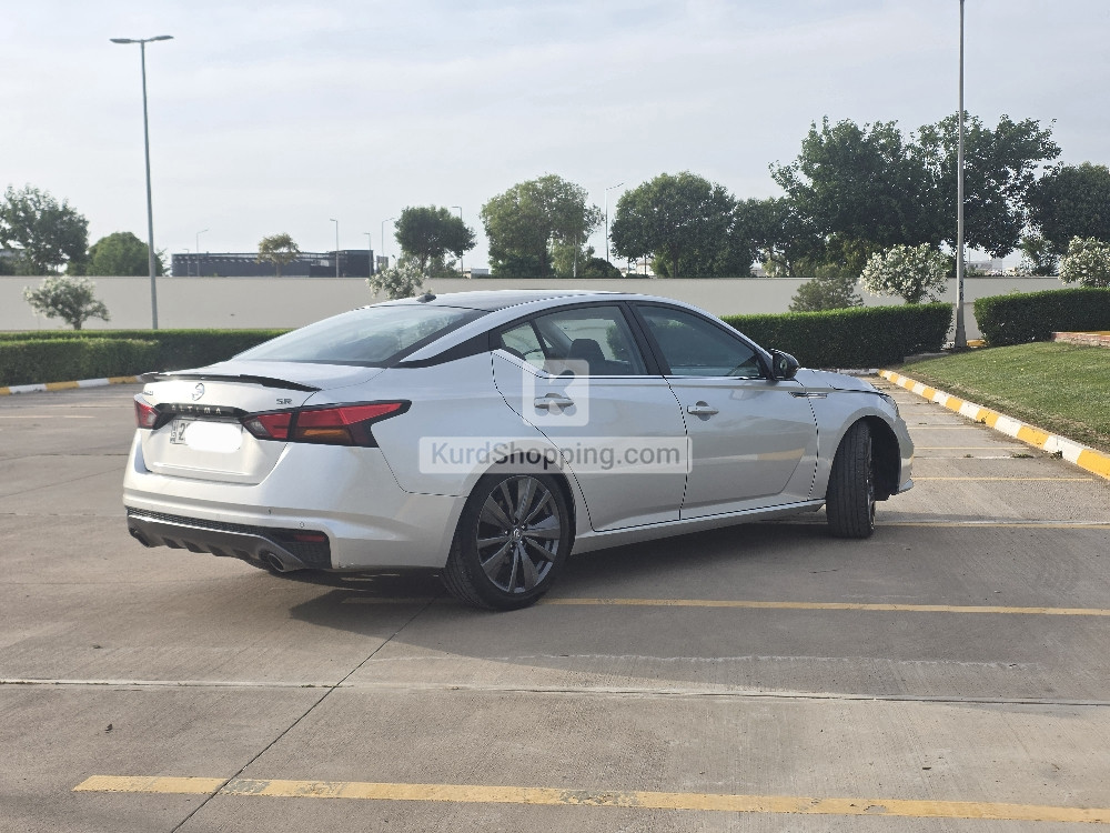 Nissan Altima 2020
