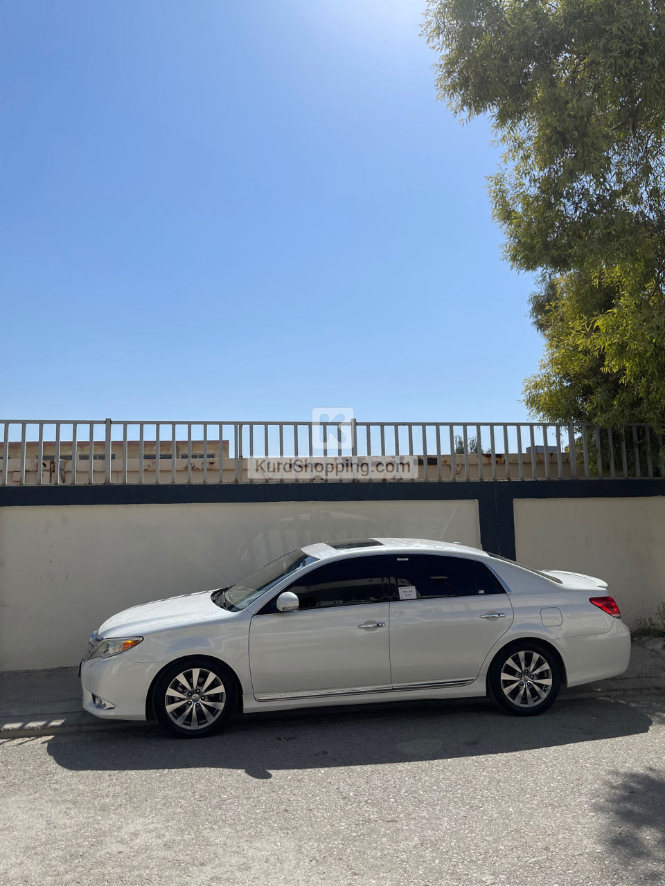 Toyota Avalon 2012