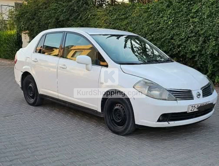 Nissan Tiida 2007