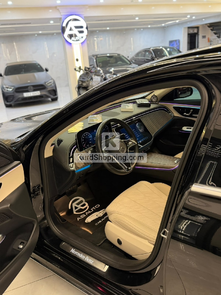 Mercedes Benz E-Class 2025