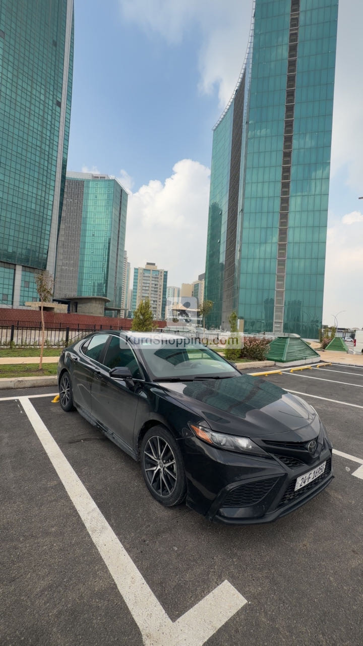 Toyota Camry 2022
