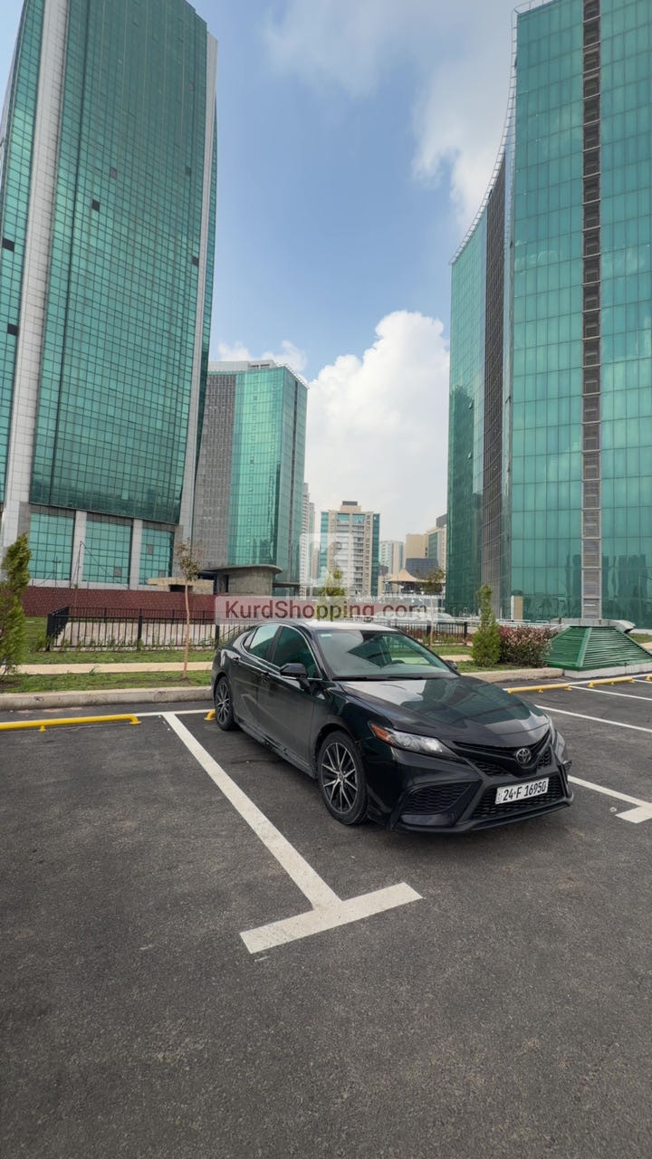 Toyota Camry 2022