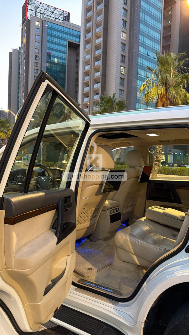 Toyota Landcruiser 2017