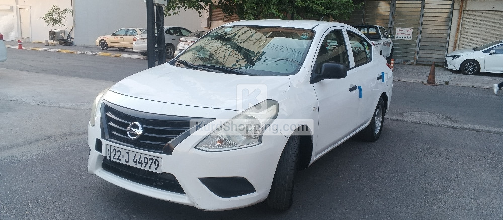 Nissan Sunny 2018