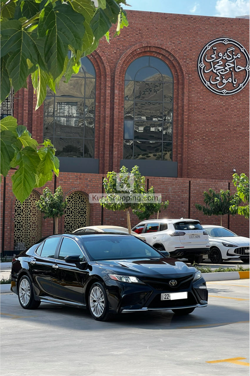 Toyota Camry 2018