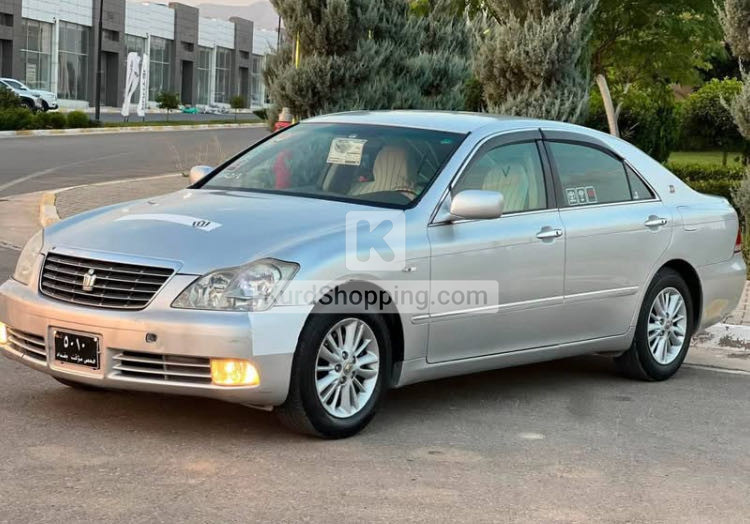 Toyota Crown 2005