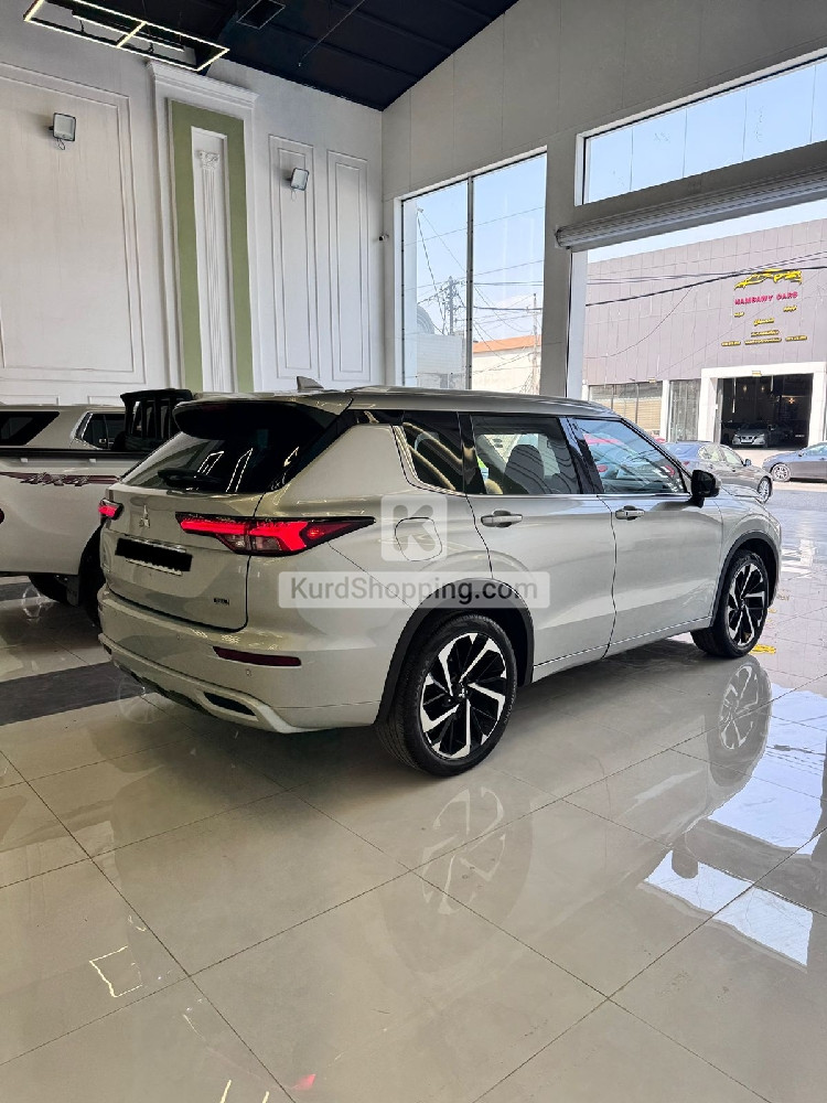 Mitsubishi Outlander 2022
