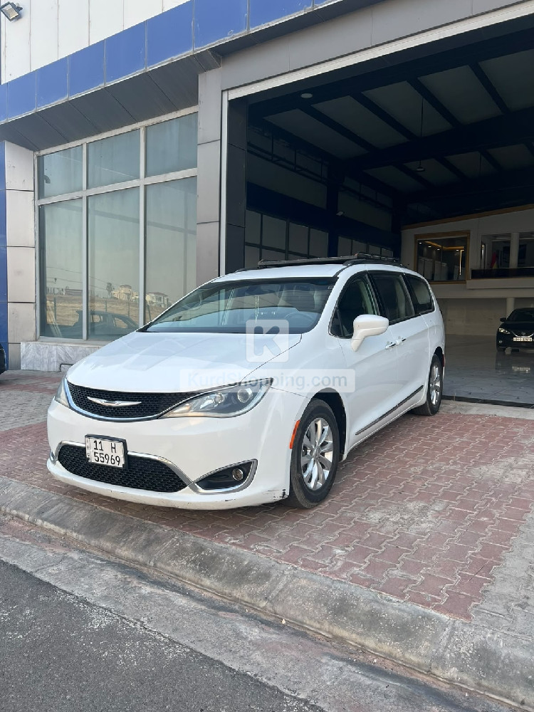 Chrysler Pacifica 2018