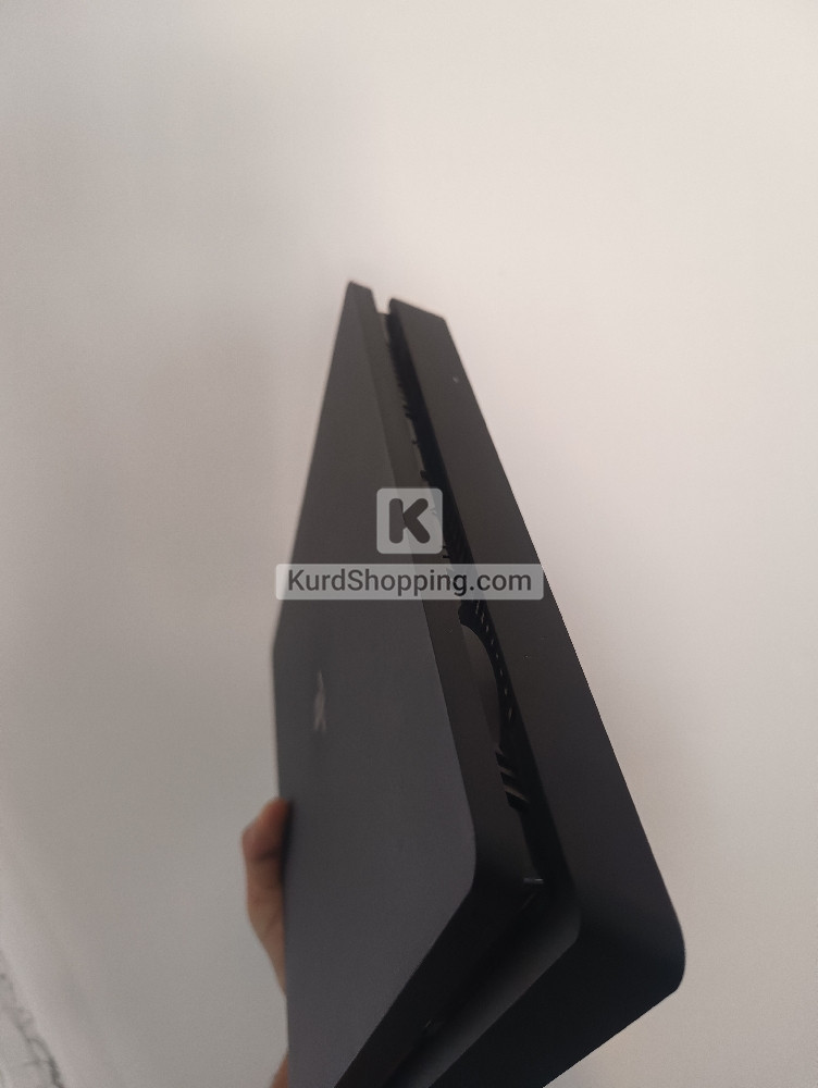 Sony PlayStation 4