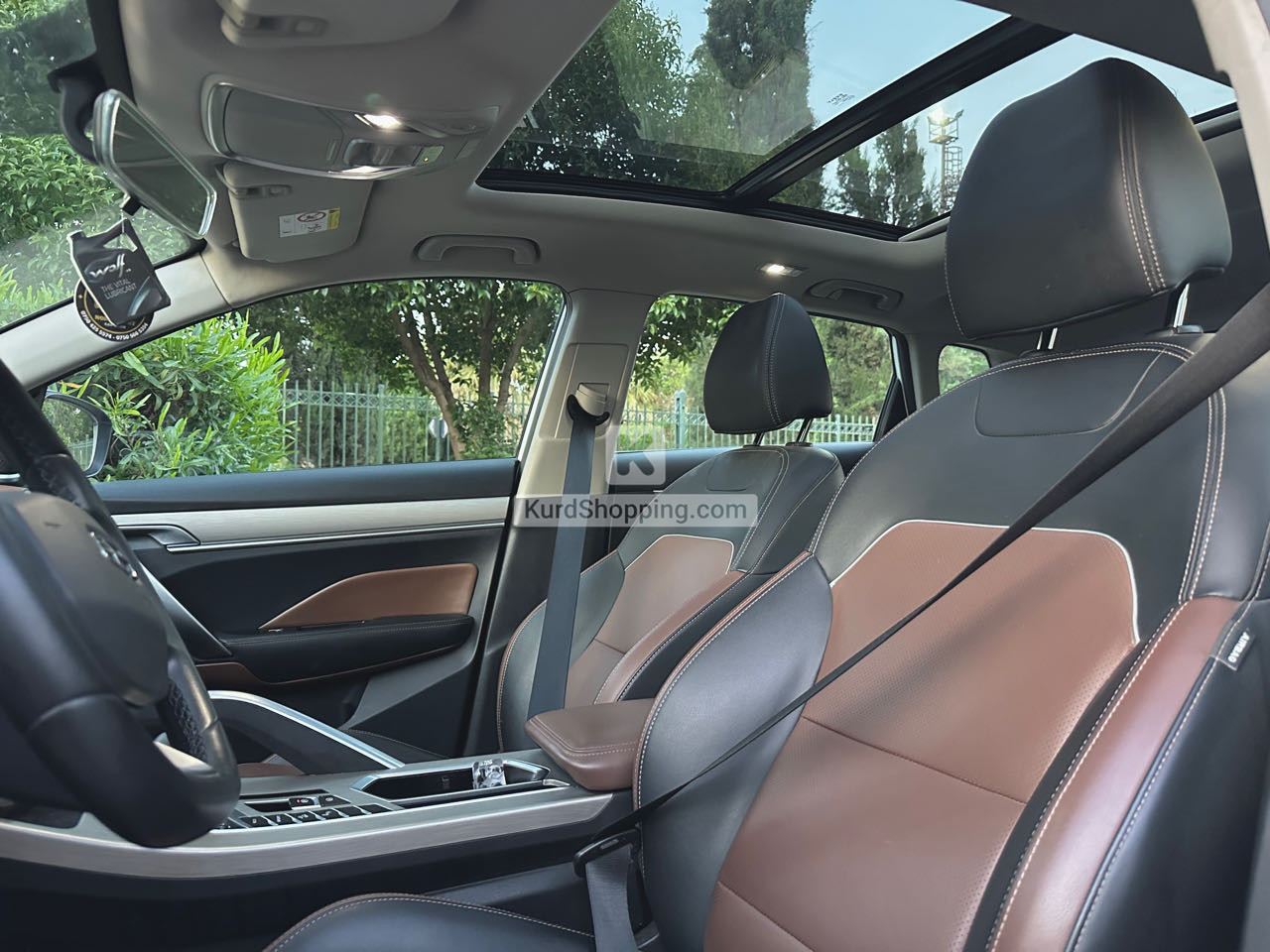 Geely Coolray 2023