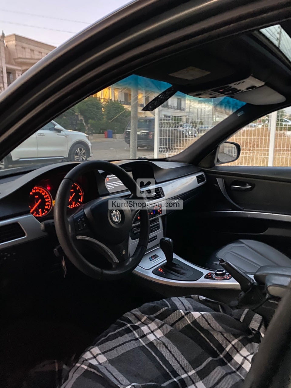 BMW 3 Series 2010