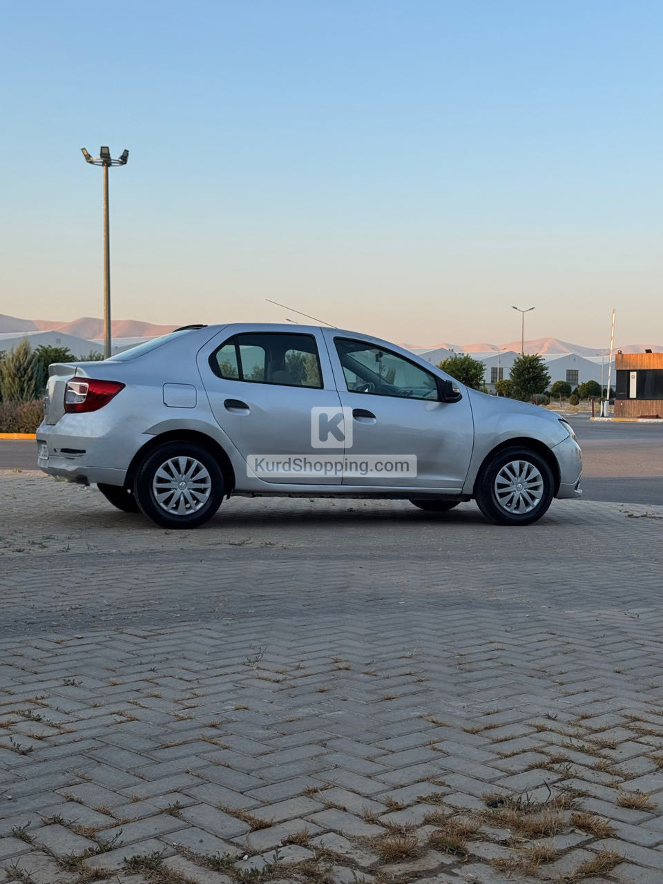 Renault symbol 2016