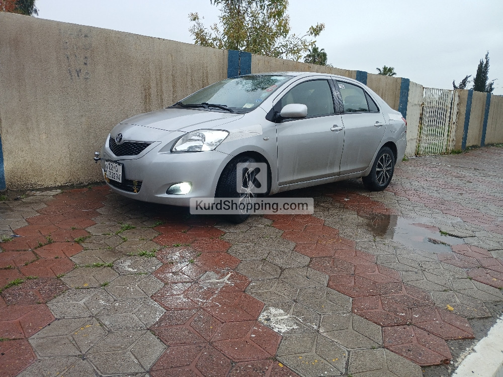 Toyota Yaris 2011