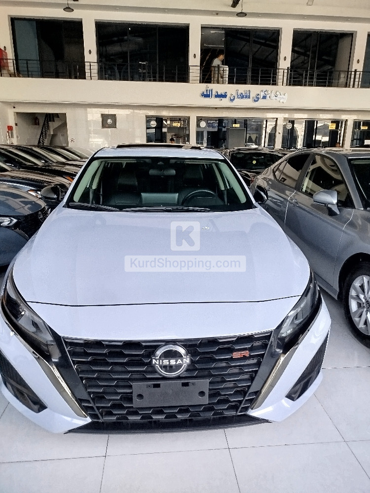 Nissan Altima 2024