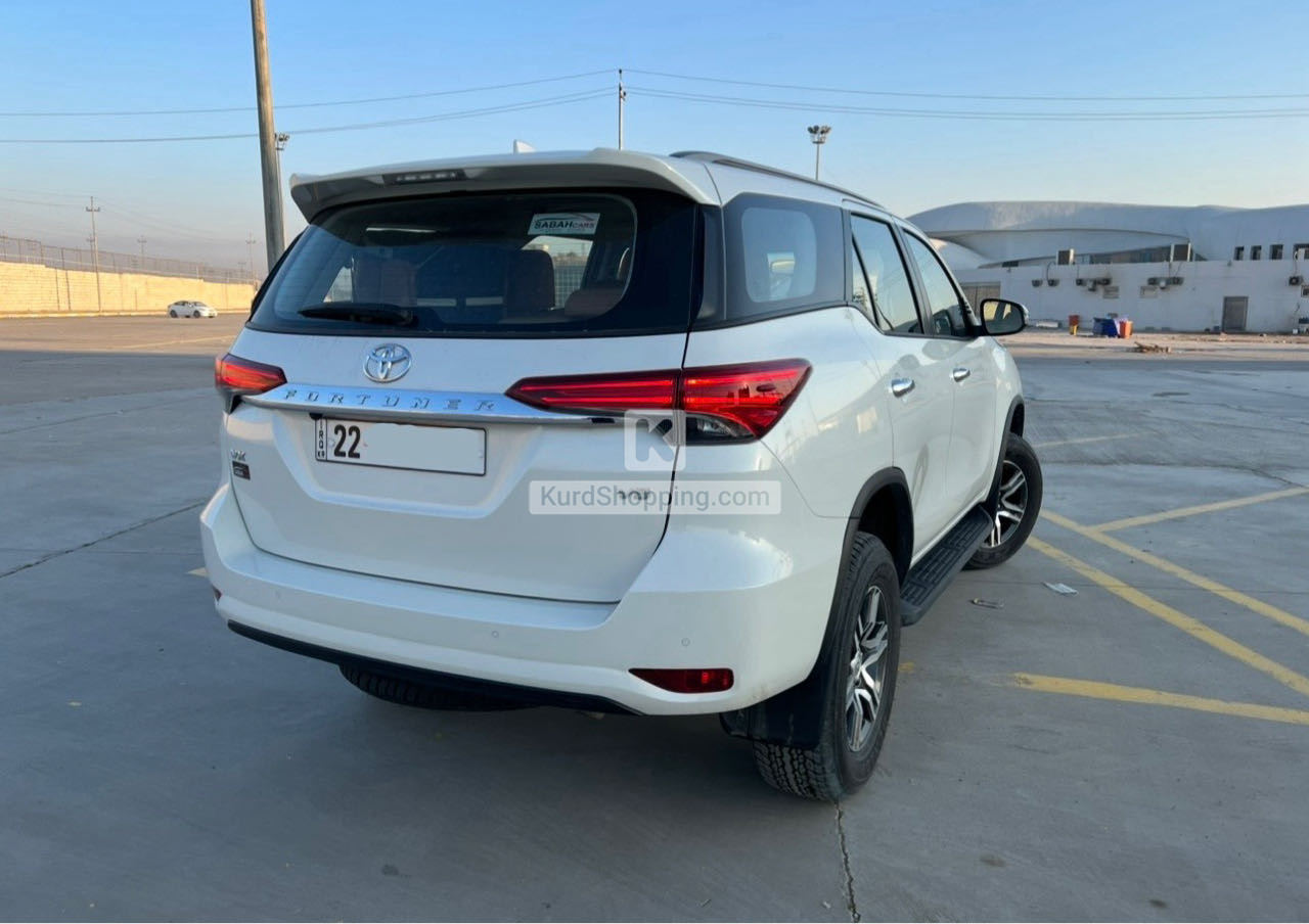 Toyota Fortuner 2022