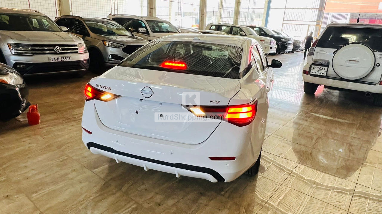 Nissan Sentra 2024