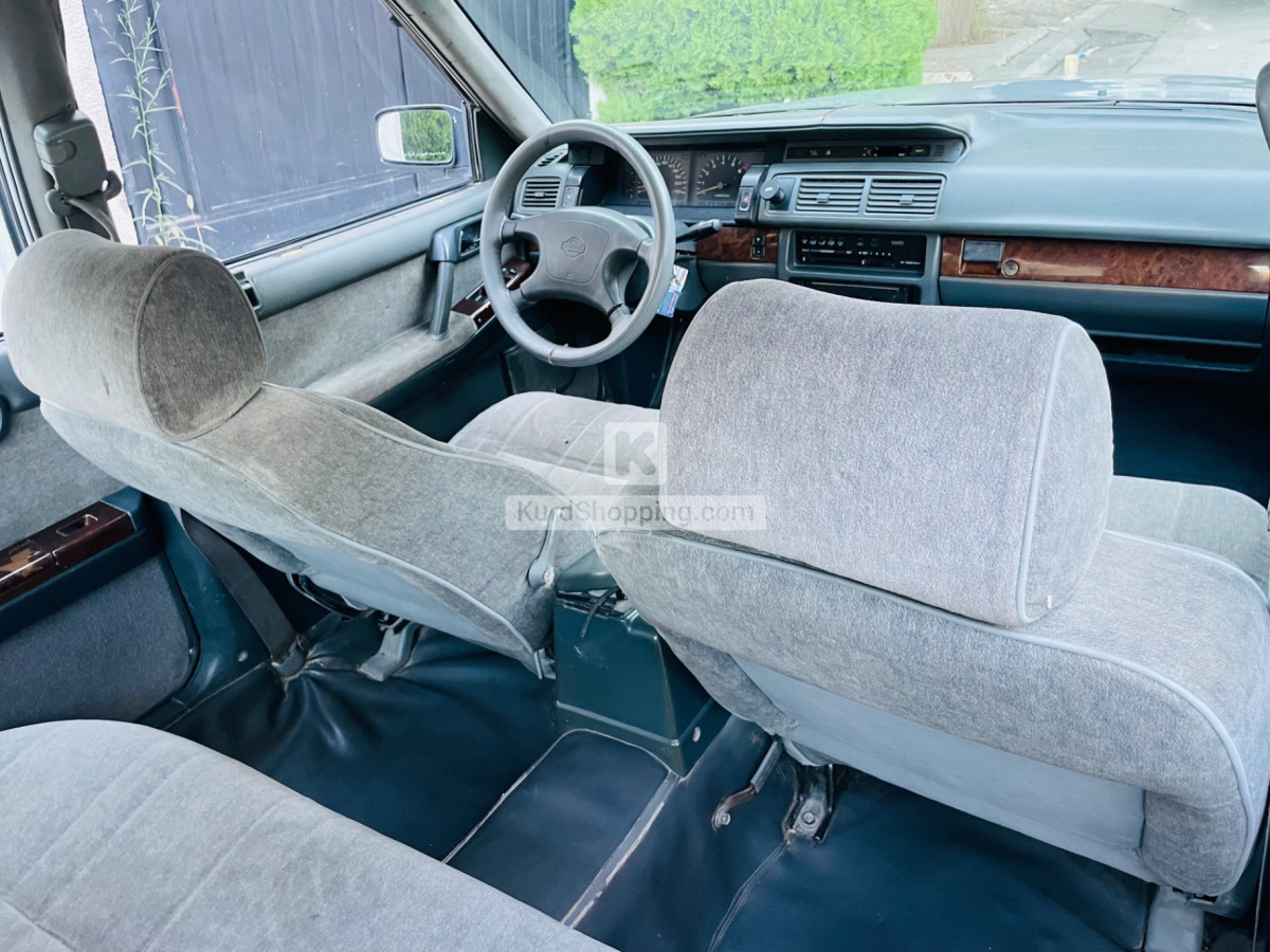 Nissan Cedric 2001