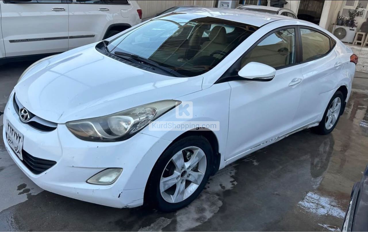 Hyundai Elantra 2011