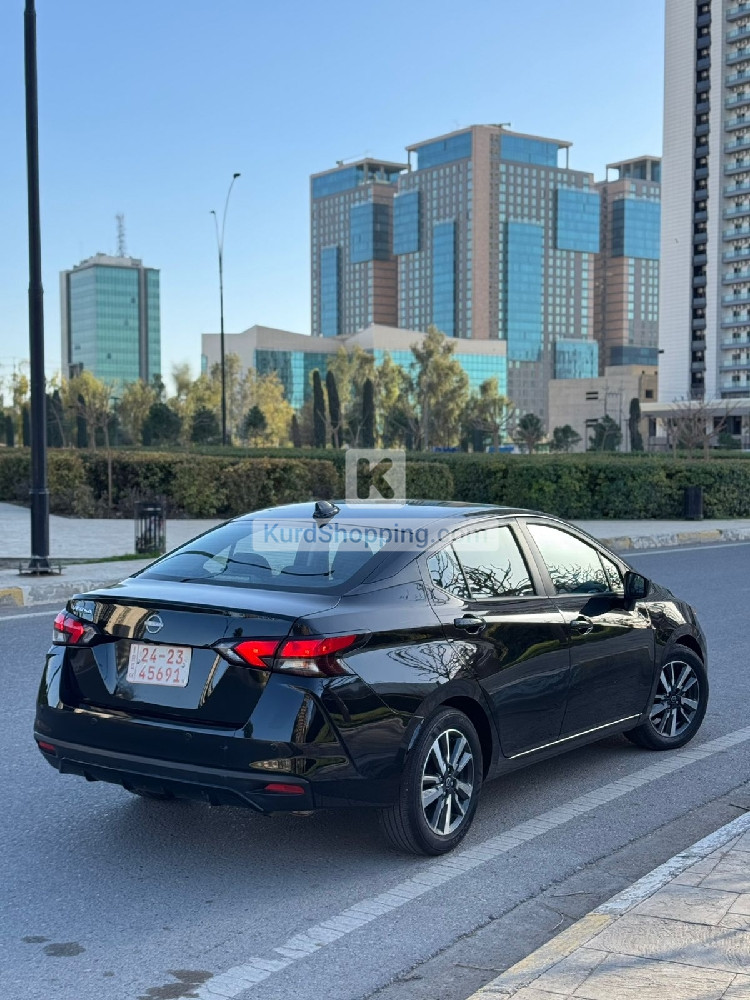 Nissan Versa 2025