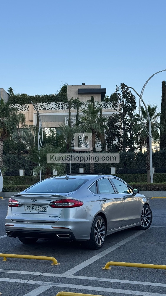 Ford Fusion 2020