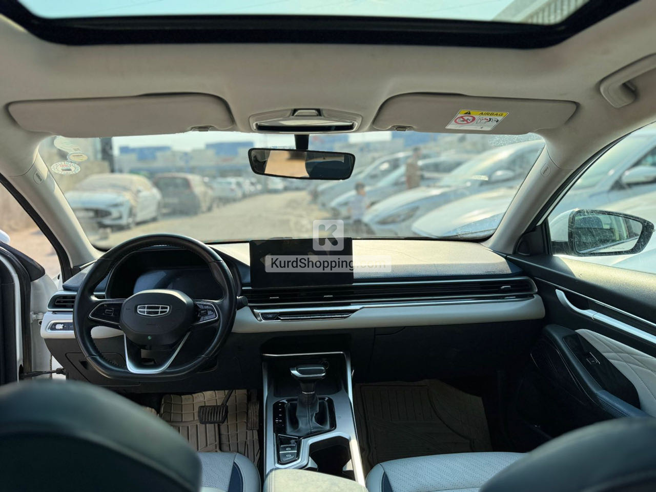 Geely Emgrand 2024