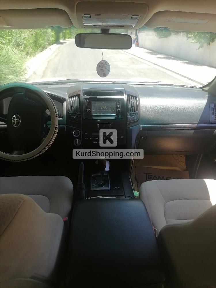 Toyota Landcruiser 2011