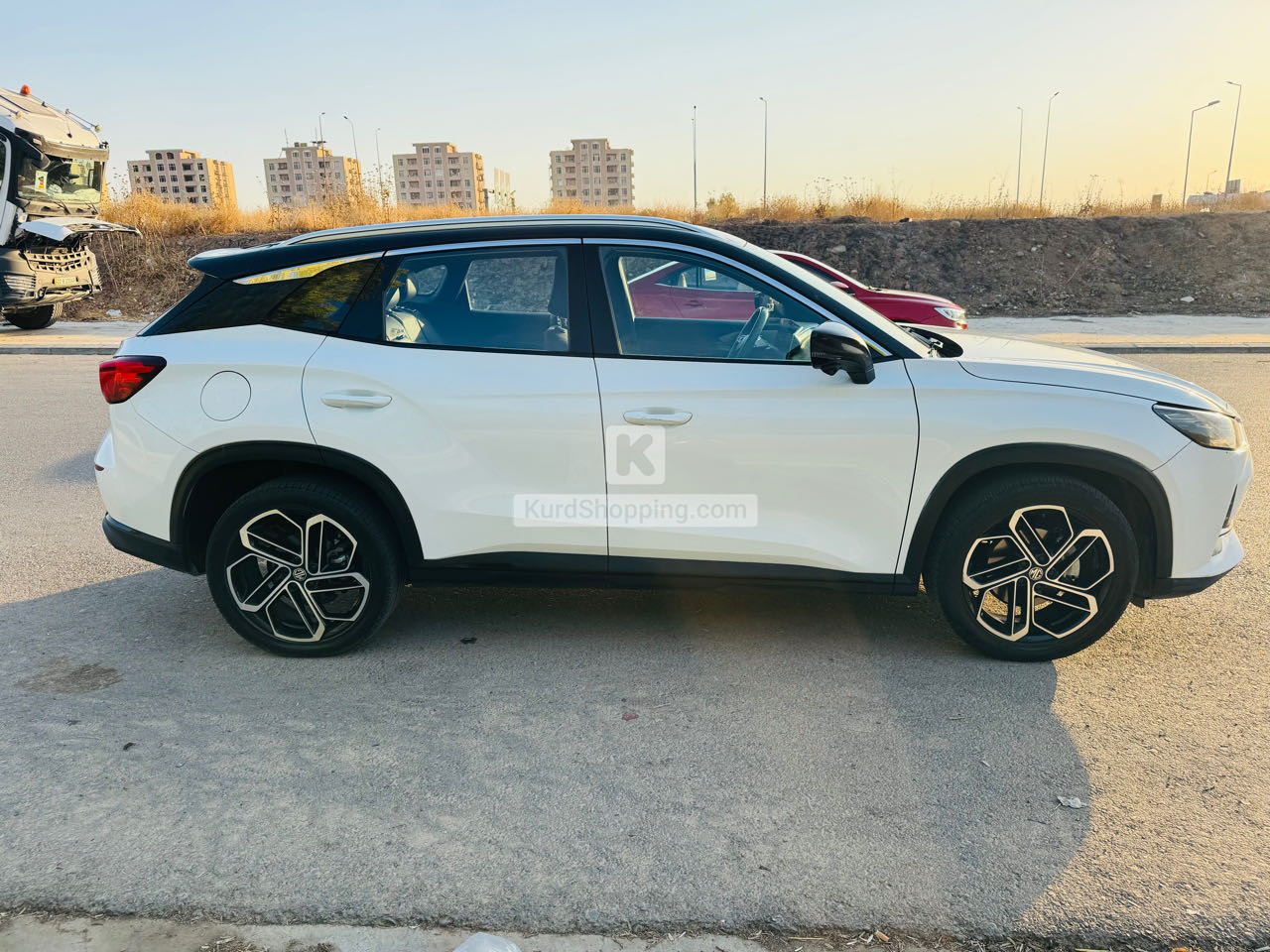 MG One 2023