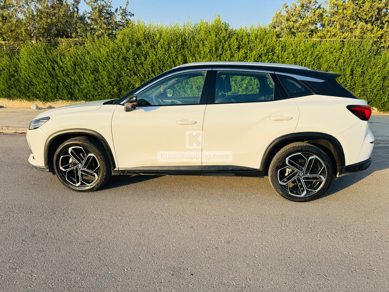 MG One 2023