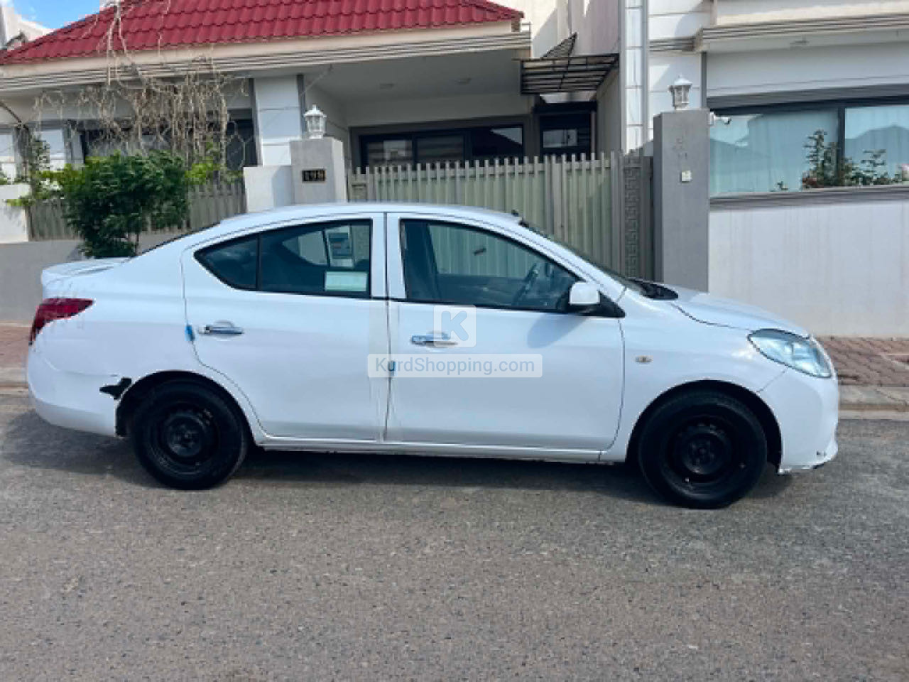 Nissan Sunny 2014