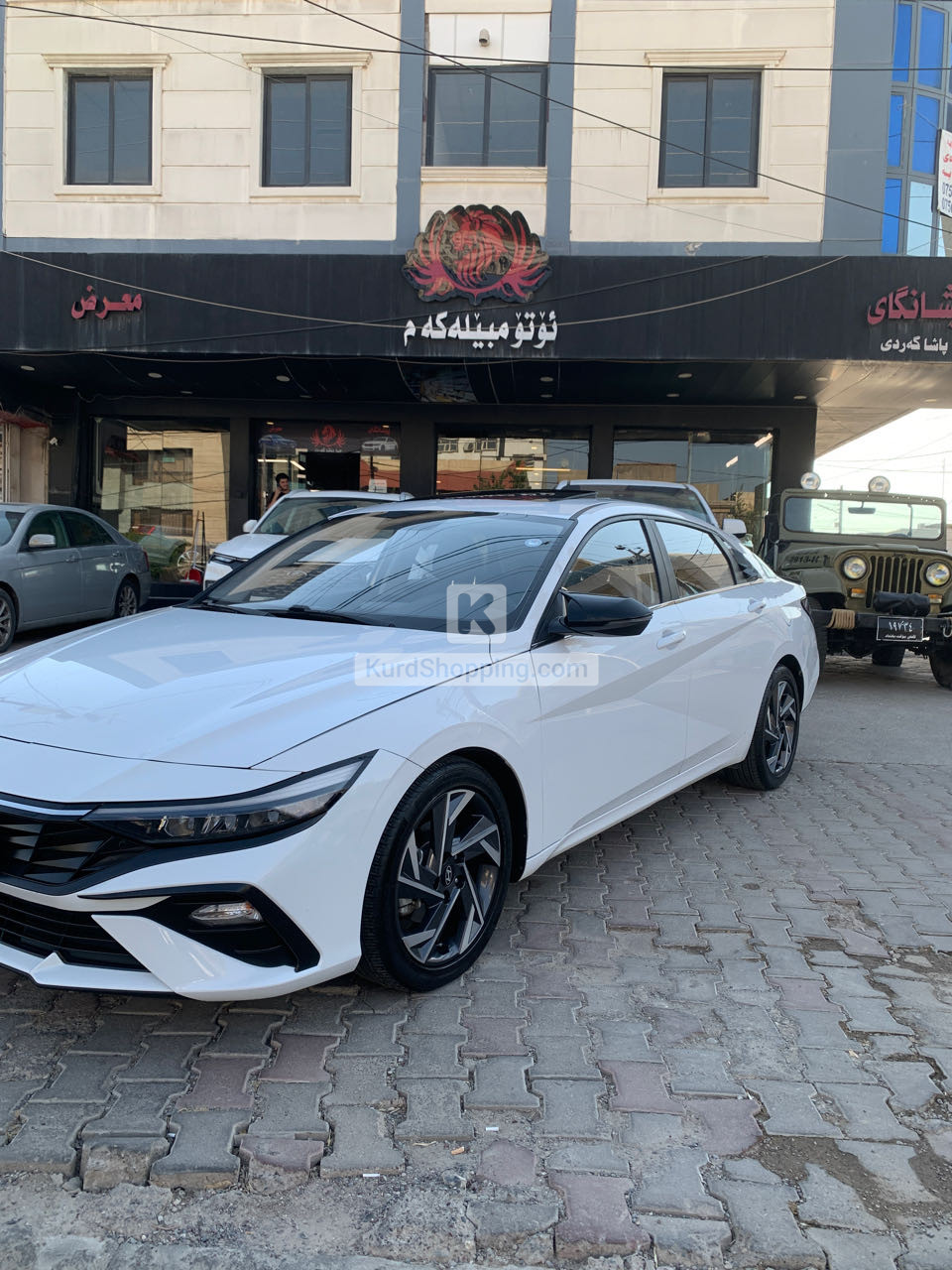 Hyundai Elantra 2024