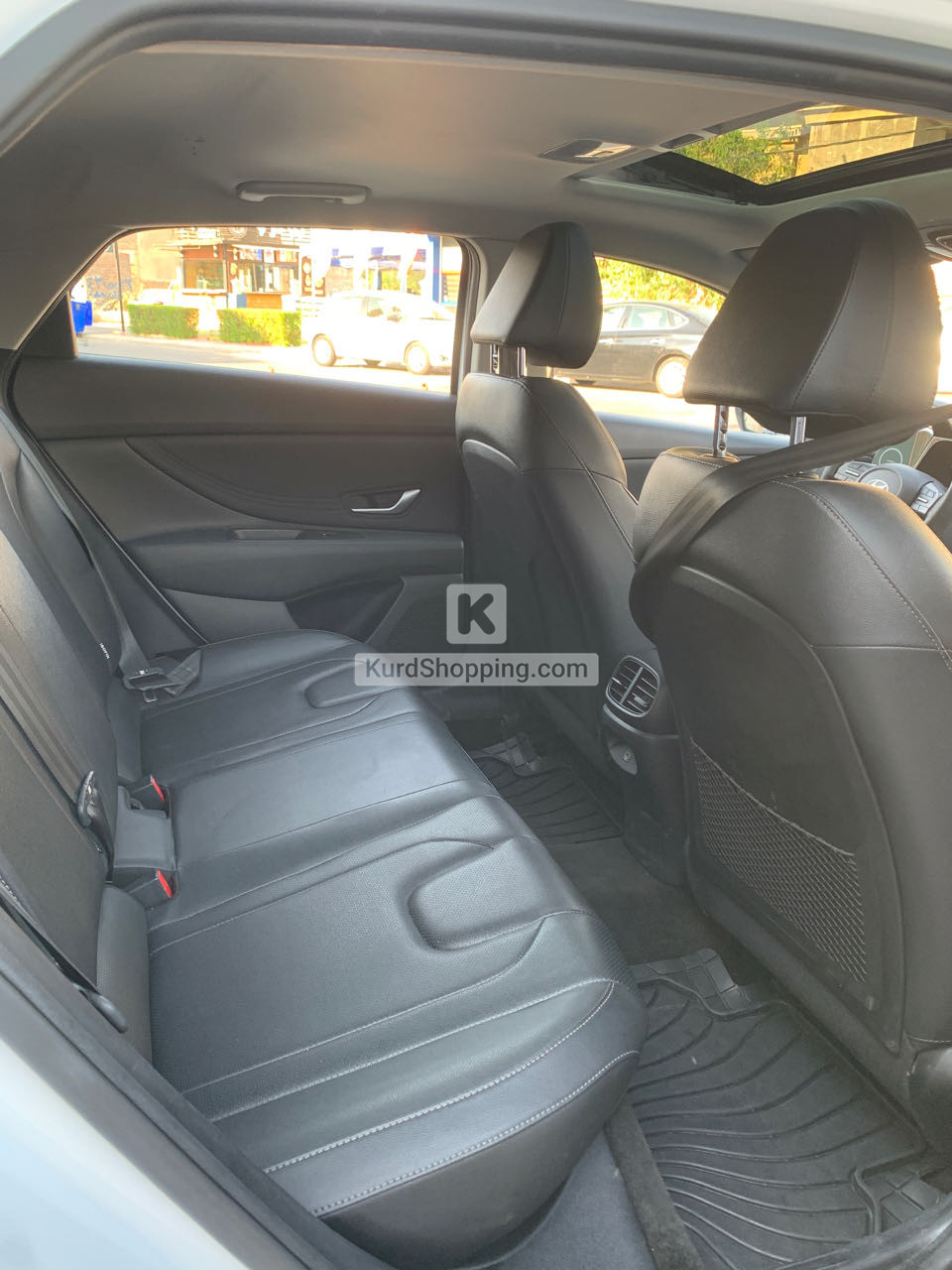 Hyundai Elantra 2024