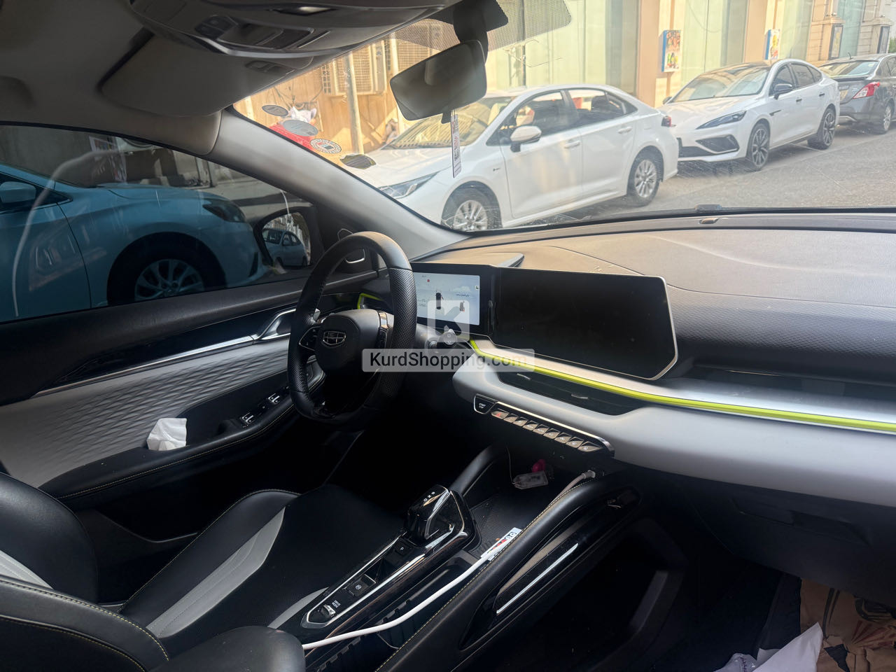 Geely Coolray 2024