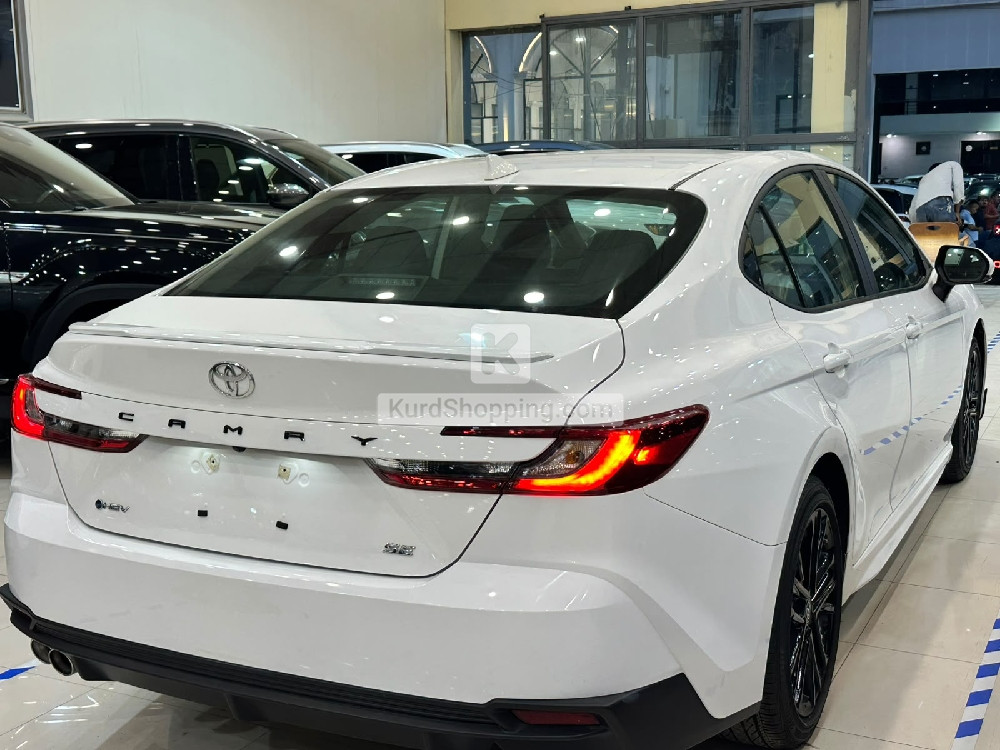 Toyota Camry 2025