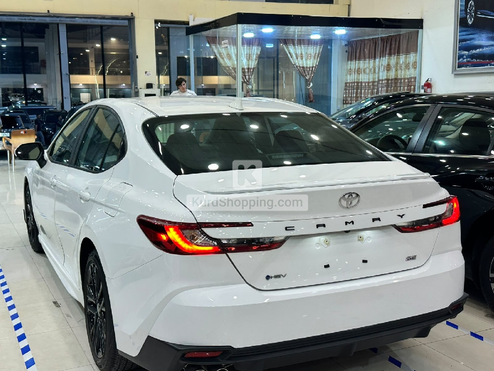 Toyota Camry 2025