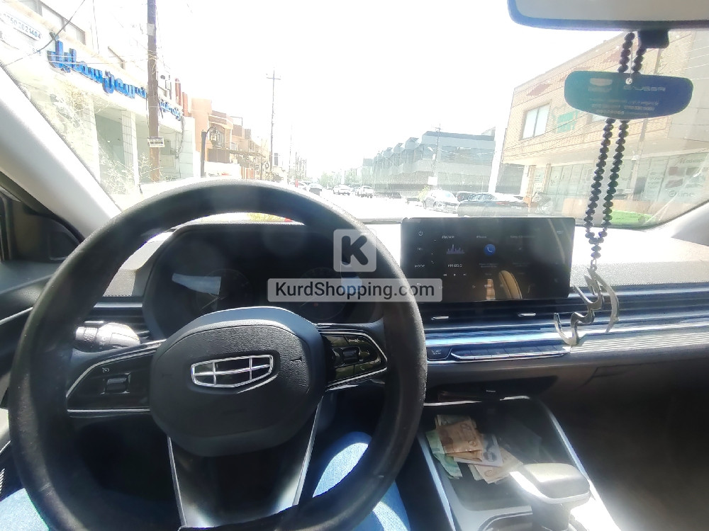 Geely Emgrand 2026