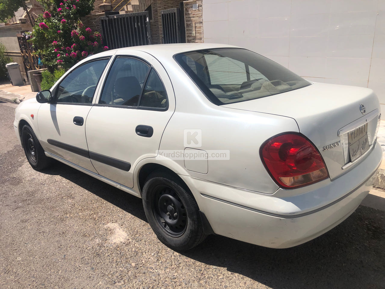 Nissan Sunny 2009