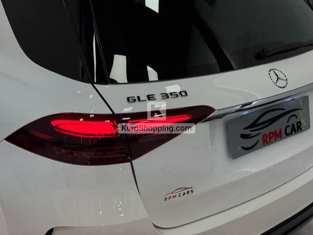 Mercedes Benz GL-Class 2025