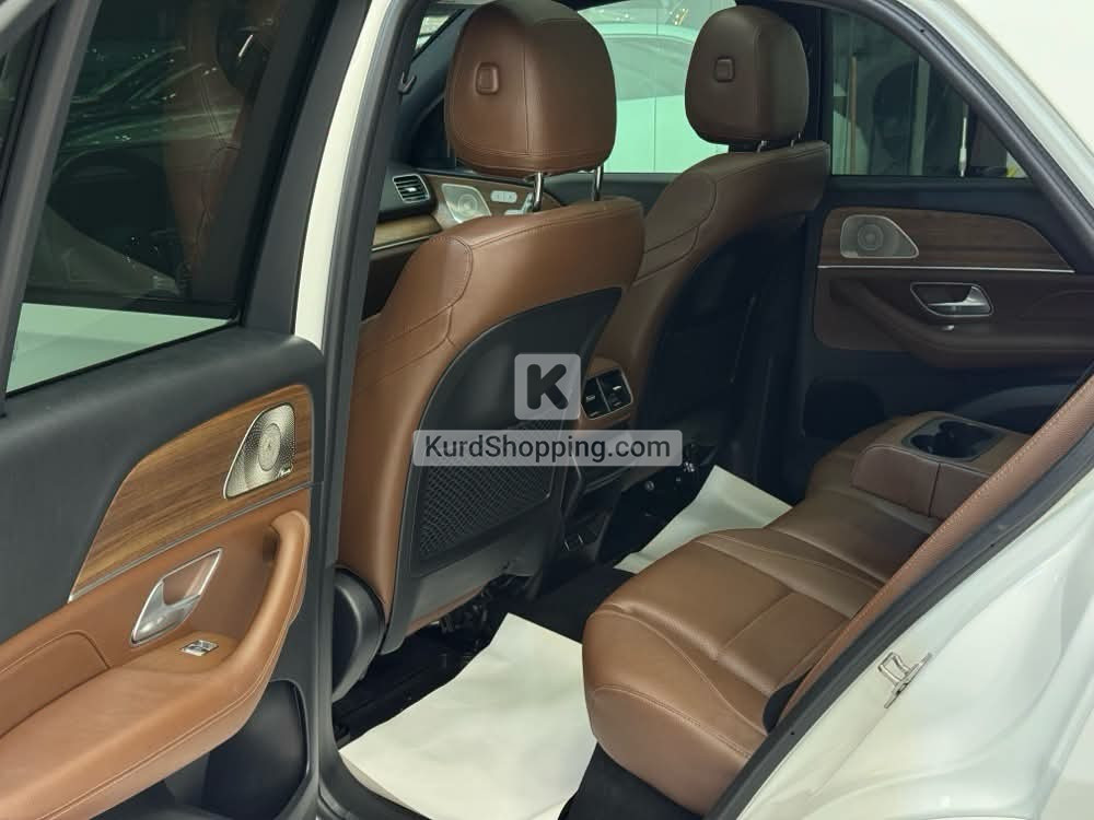 Mercedes Benz GL-Class 2025