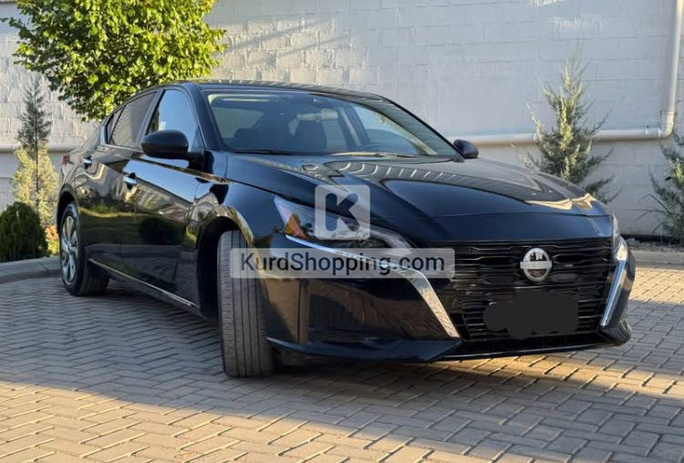 Nissan Altima 2024