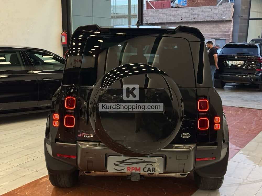 Land Rover Defender 2023