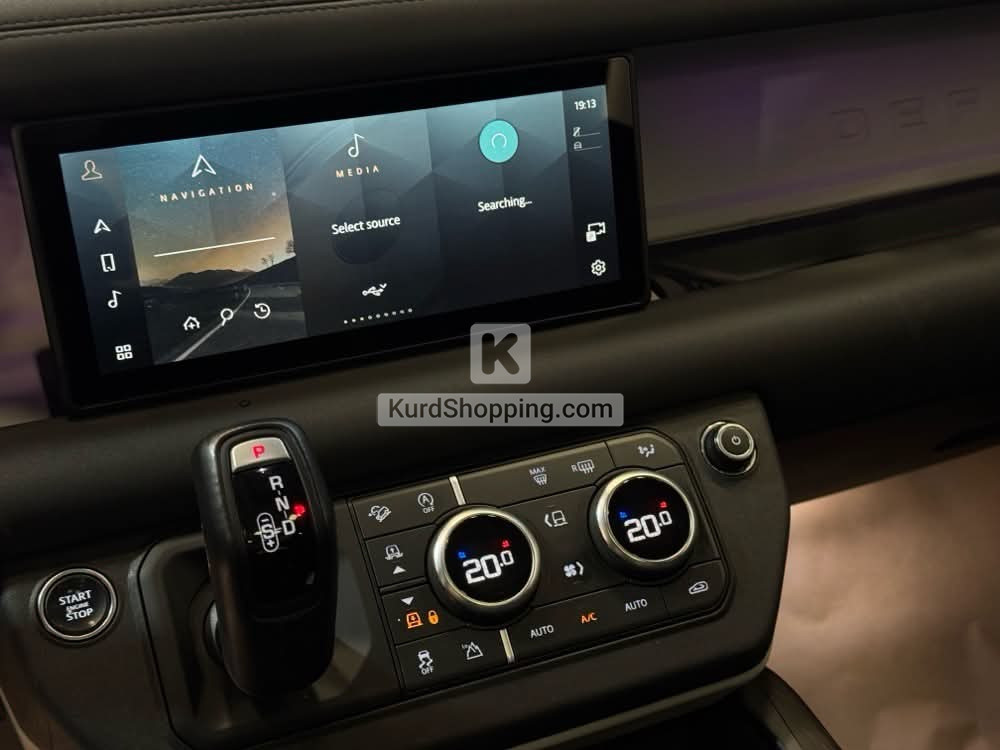 Land Rover Defender 2023
