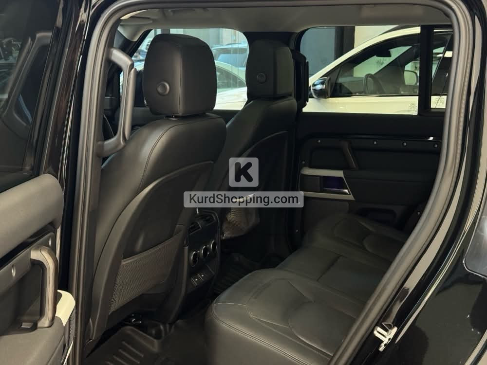 Land Rover Defender 2023