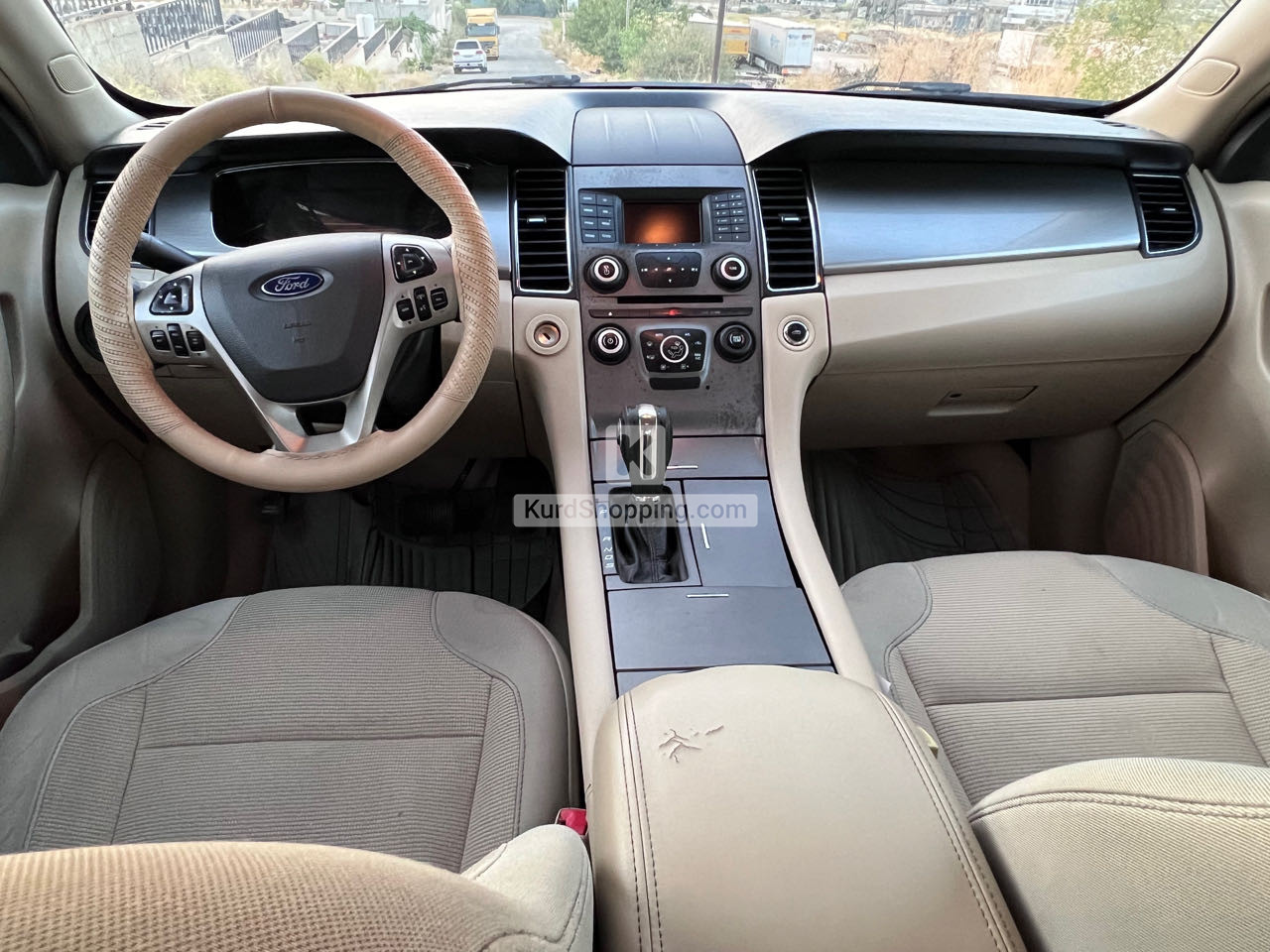 Ford Taurus 2015