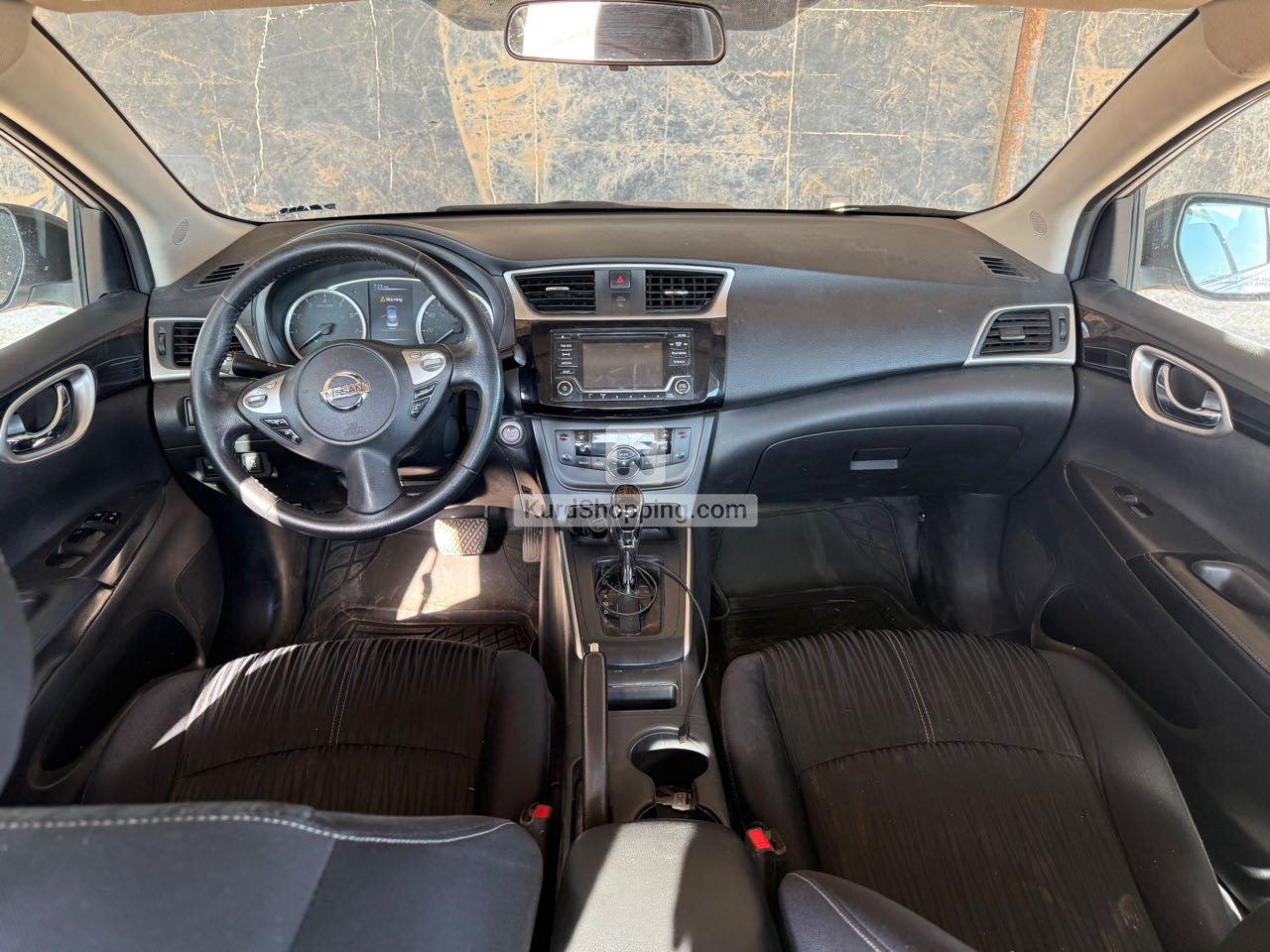 Nissan Sentra 2018