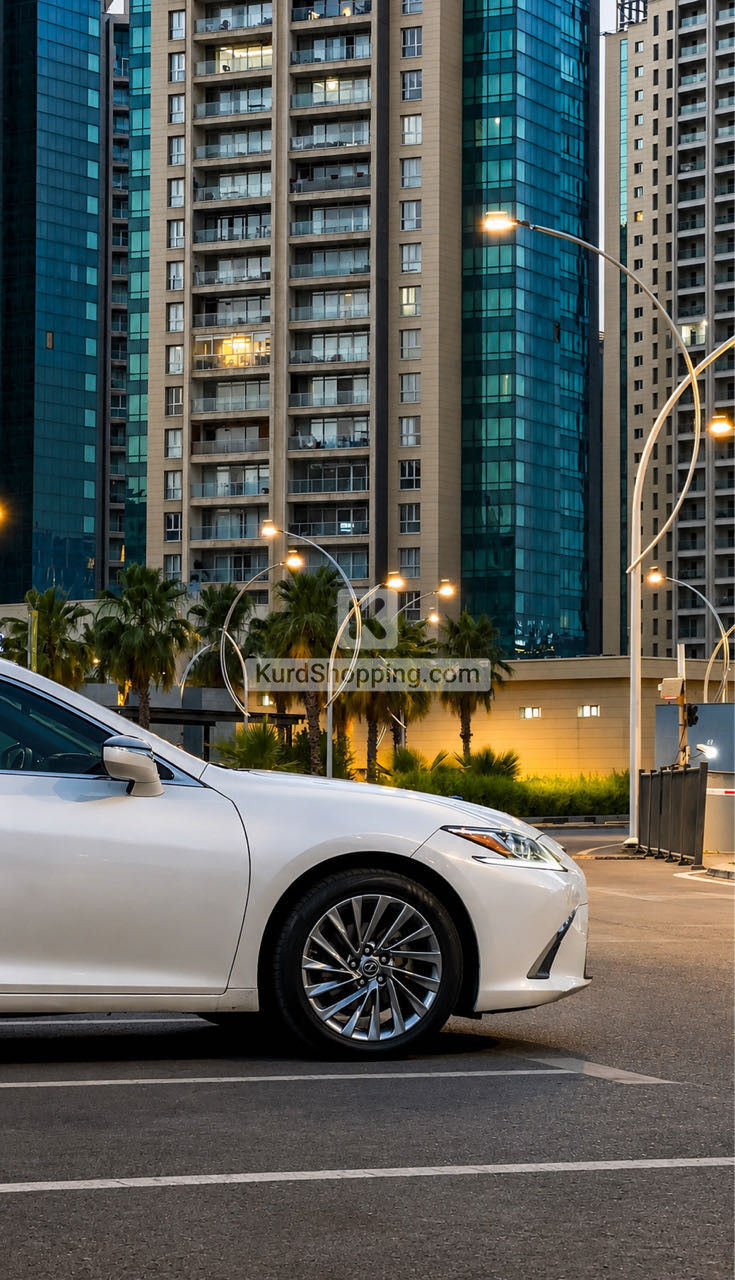 Lexus ES 350 2023